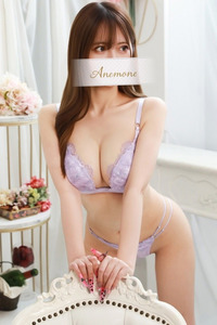 瑠川ゆき 写真