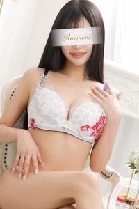 芹沢さくら 写真