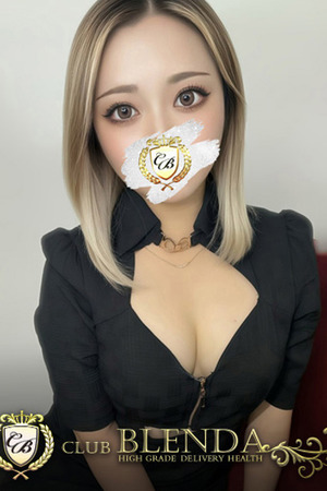 水瀬ゆうな photo1