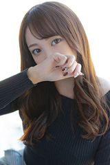 柴崎　える サムネイル photo1