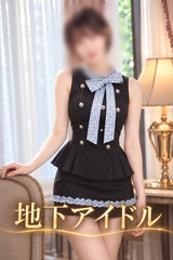 ショートカットの地下アイドル サムネイル photo1
