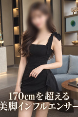 高身長、美脚美女 サムネイル photo1
