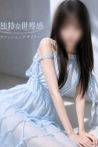 ファッションデザイナー(24)