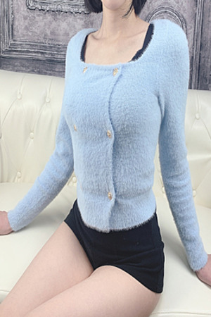 川嶋 紗羅 photo1