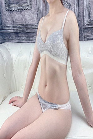 保坂 楓 photo1