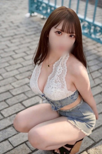 暁 しゅな(24)