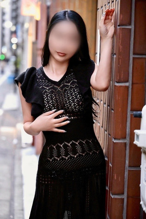 越中 みかな photo4