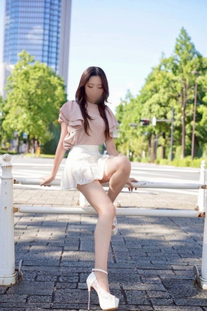 宇佐美 もなか photo2