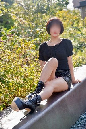 萩野 あまね photo3