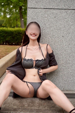 英 いお photo4