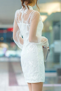 明峰 英玲奈 写真