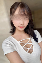 平塚 優里 サムネイル photo1