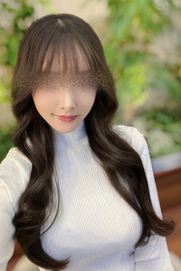八木 詩葉 写真