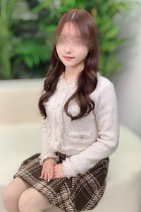 根本 唯奈 写真