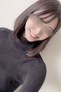 柊木 桃香(25)