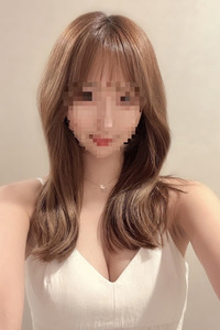 安藤 優里 写真