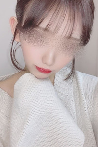 成澤 エミリ(21)