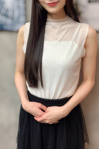 月島 沙羅(25)
