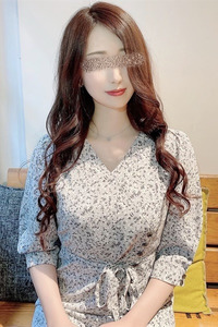 香川 菜緒(28)
