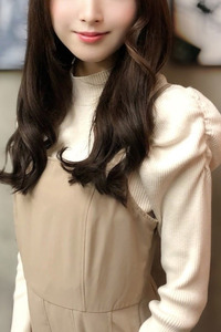 井浪万葉(23)