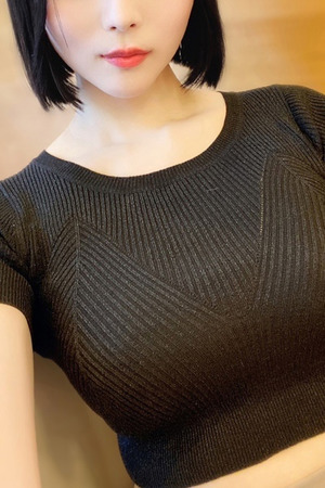 麻生 花菜 photo1
