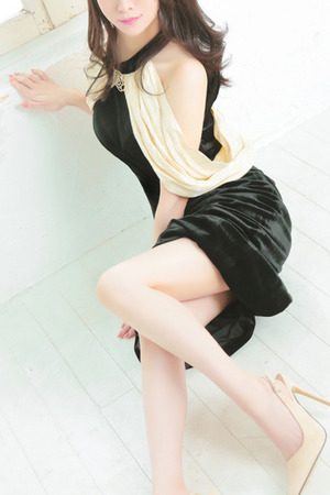 三輪 百合子 photo3
