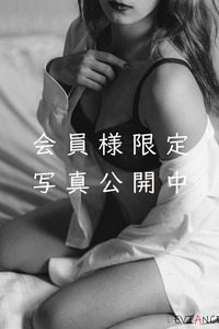 坂巻芹那(27)