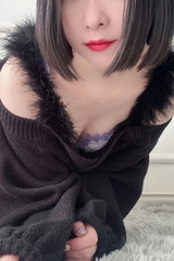 椎名　ましろ サムネイル photo1