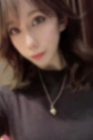 綾部　かれん photo1