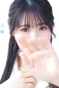 新人・萌七(もな) 写真