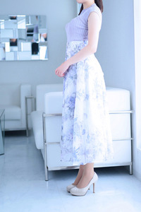 新人・花純(かすみ) 写真