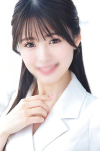 新人・萌七(もな) 写真