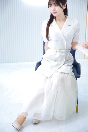 新人・萌七(もな) photo2