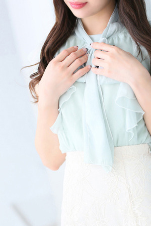 栞子(かこ) photo1
