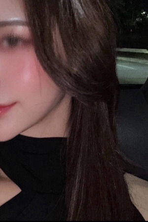 彩花 麗奈 photo2