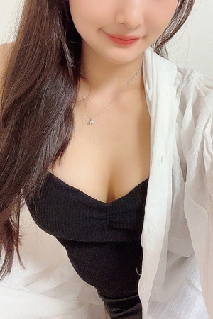 花岡 葵 photo3