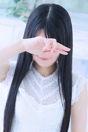 新人・由里奈(ユリナ) photo1