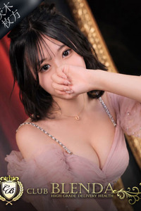 茅野　ましろ 写真