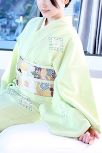 紫 エリー 写真