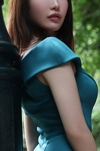 白星 紗良 写真