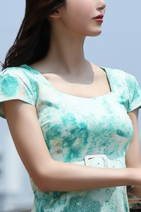 塚本 理央 写真