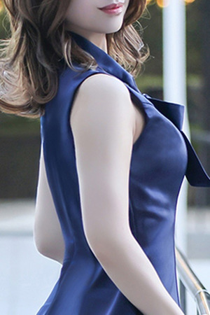 松波 莉音 photo1