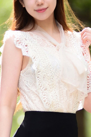 夏芽 栞那 photo1