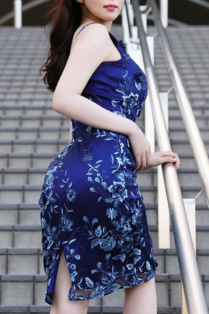 直井 佳乃 photo1