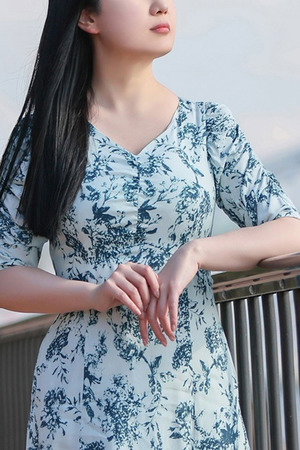 清坂 花恋 photo1