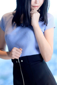 須賀 麻琴 写真