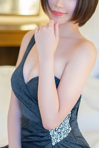 吉沢 枇奈乃 写真