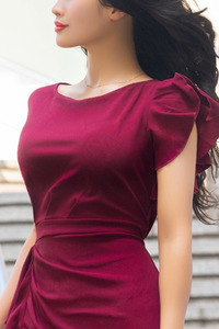 雫内 茜里(24)