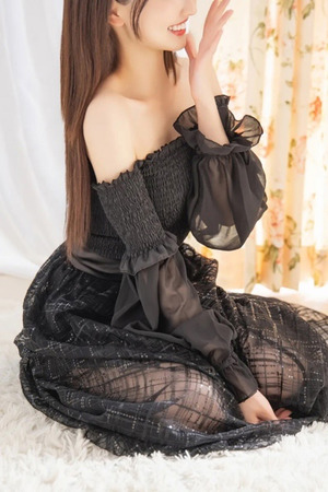 咲宮 えま photo1