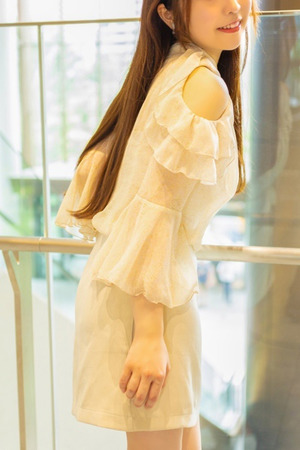 東堂 あみな photo1